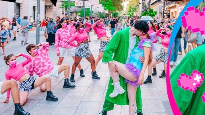 Spanish dance group Ahyon Unit performs HyunA & Kim Hyojong PING PONG on the streets of Europe