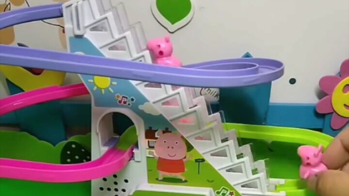 Film pendek animasi lucu_Ayo main di slide bersama Peppa Pig