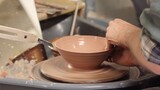 【Life】【Pottery】Making of a ceramic bowl. ASMR, satisfying