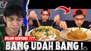 MIE INSTAN , SATU PIRING ❌ SATU KUALI ✅