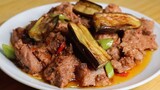 NAGMAMANTIKA SA SARAP NA PORK BINAGOONGAN