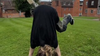 广西人全体起立 ，英区不养闲人 英区摇子