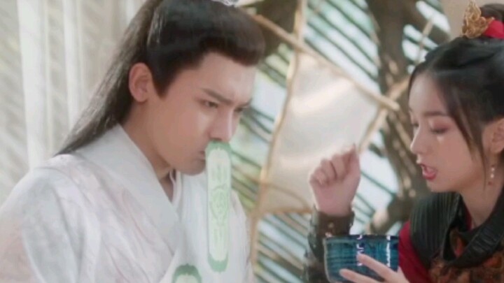 【Zhou Ye! Hou Minghao] Hati-hati! Seekor naga ganas muncul di depan, hati-hati menghindar! ! ! Dia a