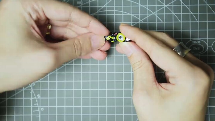 [Unzip and Assemble] Unzip to the incredible! There is only one person who can stop you, and that is