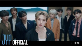 Stray Kids - 식혀 (CHILL) M/V