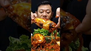 makan 1,5 kilo otong lava pedas