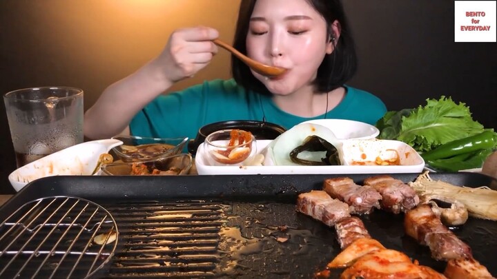 Món Hàn : Thịt ba chỉ nướng cuộn rau siêu ngon 6 #monHan