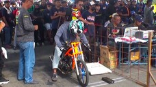 Motor Trail di Modifikasi Ban Cacing Buat Balap Motor Drag Bike Indonesia