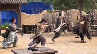 Who would have thought that the one who took up the banner of martial arts was the Zhao Clan, a come