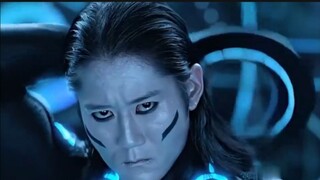 ในที่สุด เขาก็เลือดออก และอีกฝ่ายก็รู้ว่าเขาเป็นคนจากโลกแห่งความเป็นจริง อีกฝ่ายก็ตระหนักได้ว่าพ่อขอ