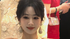Is Yang Zi's appearance back to her youth? This raw photo is awesome