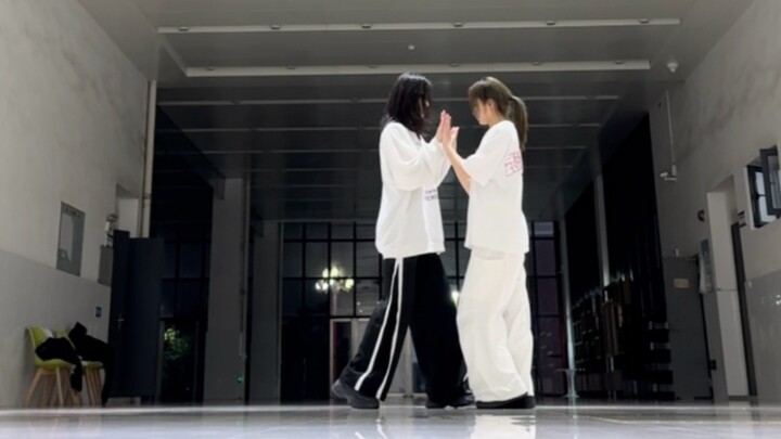 Mùa xuân, chúng ta hãy nhảy "Only One"