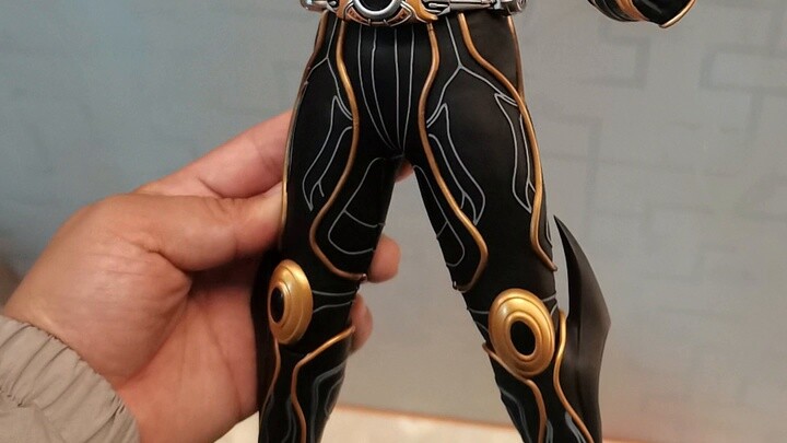 Ultimate Kuuga top collectible doll? The moment when the knight pink heart-breaking skin bursts! Tra