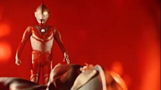 Ultraman tham sống và sợ chết