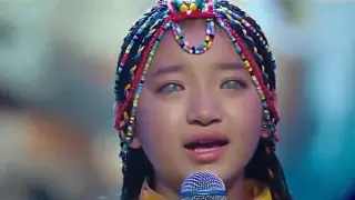The sound of heavenly sounds from blind children in Tibet enters the heart and fills the eyes.