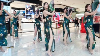Perjamuan Malam Cheongsam