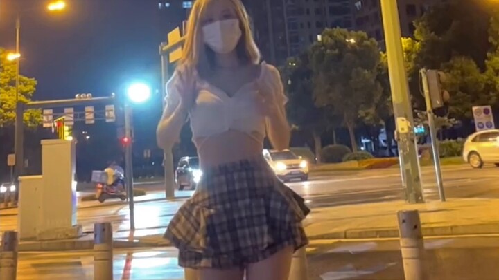 【六六Fay】Apakah kamu menyukai rambut pendek AOA? Masih suka rok pendek?