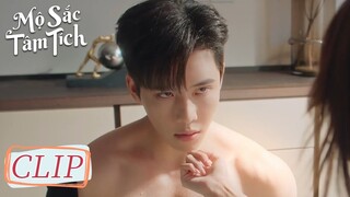 Clip Tập 13 Mạc Nhiễm không rời mắt khỏi thân thể Tẫn Viêm! | Mộ Sắc Tâm Tích | WeTV