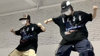 Manjakan diri dengan tarian hip-hop yang keren