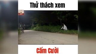 Thử thách cấm cười