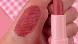 Check out💄