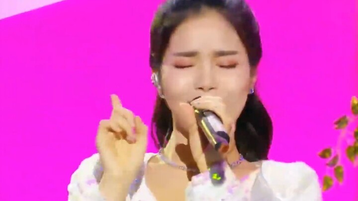 The fourth generation super A girl group MAMAMOO "gogobebe" one-click dress-up stage remix