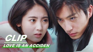 Li Chuyue Traveled through Time while Sleeping | Love is an Accident EP01 | 花溪记 | iQIYI