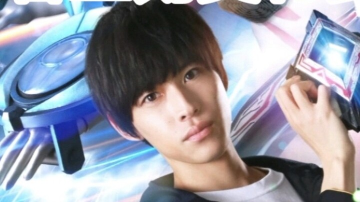 Watching Ultraman Ake's mood change