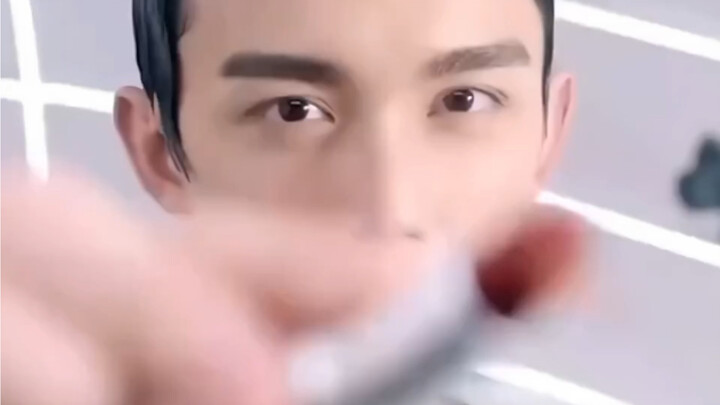 磊叔赵婶。发型师有毒，我的吴露可逃啊！#赵露思#吴磊