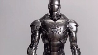 Lebih dari 100 Iron Man VS lebih dari 2000 Iron Man