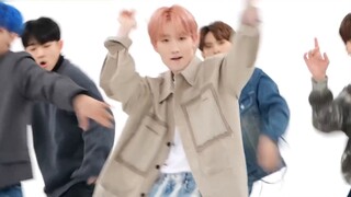 Video vũ đạo của nhóm nhạc nam mới TEMPEST của Leroy cho "NCT127 - Galloping (2 Baddies)" đã được ph