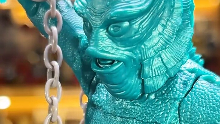 Anak laki-laki paling tampan di desa monster, raja Lagon, La Yidi. Monster air di Black Lagoon sungg