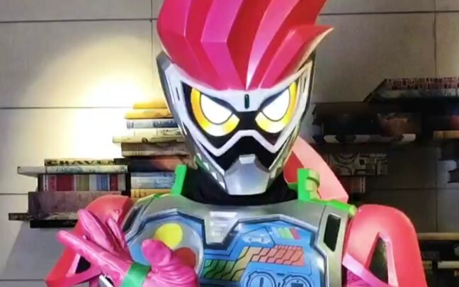 [พิมพ์ซ้ำบน Weibo] เวอร์ชันเอฟเฟกต์พิเศษ Kamen Rider Ex-aid Wang Dongcheng!