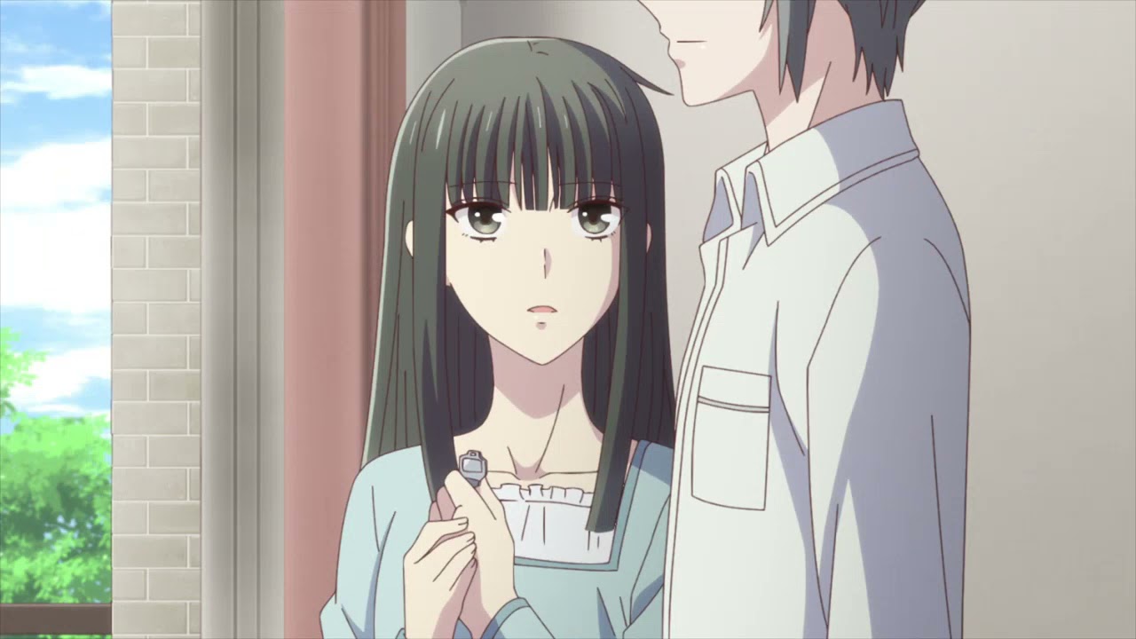 SHOULD YOU WATCH FRUITS BASKET 2001 OR 2019?? #shorts 