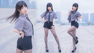 你喜欢JK制服？OL制服？还是被我制服～