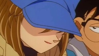 Huiyuan Ai is giving crazy hints to Conan