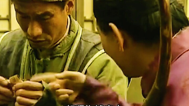 文三第一次吃烤鸭 看哭了多少人！