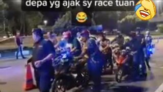 Depa yg ajak sy race tuan! 😆😂🤣