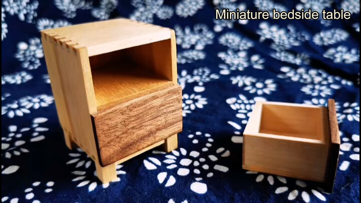 [Proses pembuatan miniatur] Meja samping tempat tidur