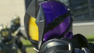 Transformasi super keren di udara di Kamen Rider