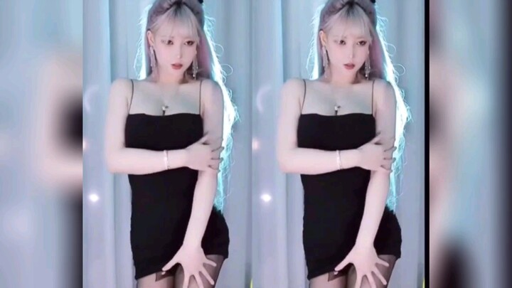 Đúng như dự đoán, cô ấy chính là Sơ Mina. Tôi thậm chí còn không thèm nhìn người khác.