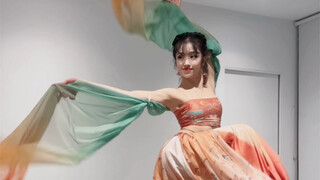 美人舞如莲花旋  敦煌 飞天 如烟