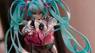 米山舞联名初音手办  开箱