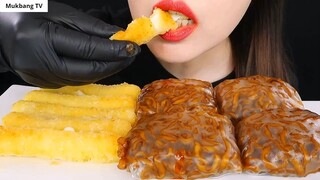 ASMR MÌ ĐẬU ĐEN CUỐN BÁNH TRÁNG, PHÔ MAI QUE, SỐT CHÁY 1