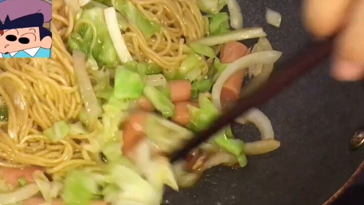 Buat ulang mie goreng Mei Ya milik Crayon Shin-chan, kelima anak TK itu membuat berbagai permintaan 
