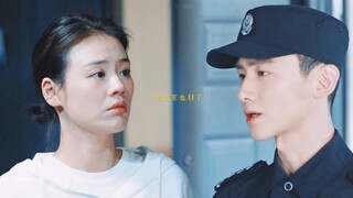 Holding you with my left hand, saluting with my right hand｜My destiny bg