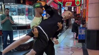 “嘿！捡到个俄产人机”