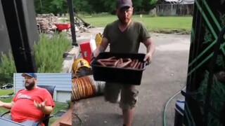 Dudes Gettin' Foods at the Dawghouse! Webber's Reaction