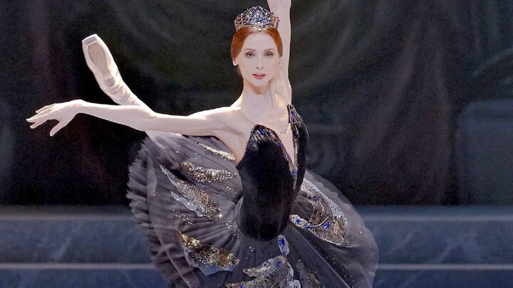 I had no idea how beautiful the ballet skirt was. When the skirt turned, it was like a fairy dancing