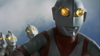 Cảnh chính của Ultraman trong số thứ hai